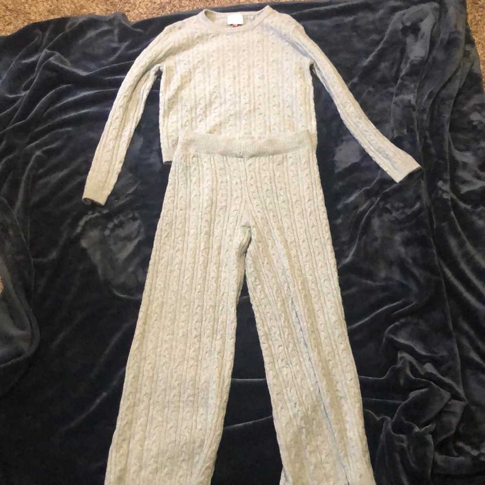 Comfortable gray sweats pj’s